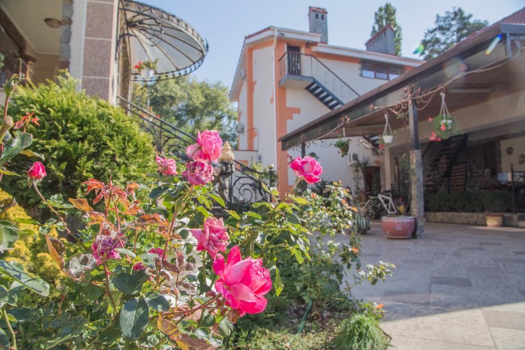 אודסה Guest House Montreal מראה חיצוני תמונה